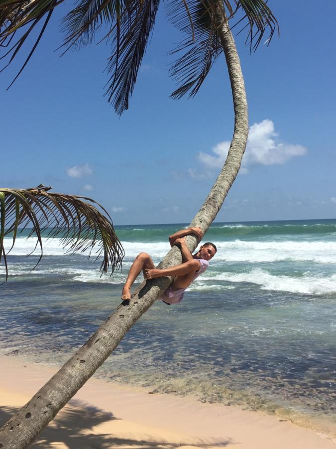 Hotel Indigo Unawatuna Bagian luar foto
