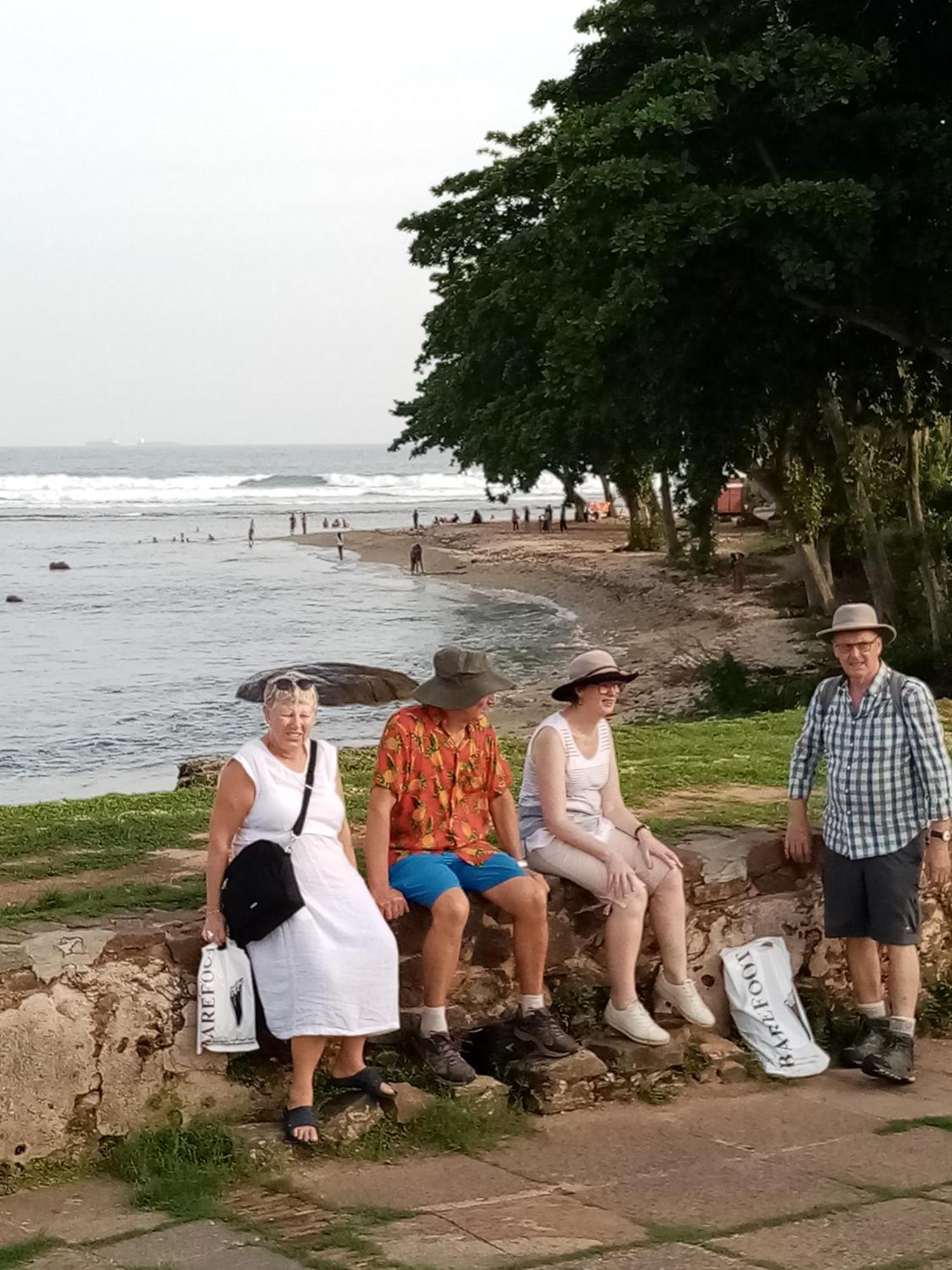 Hotel Indigo Unawatuna Bagian luar foto