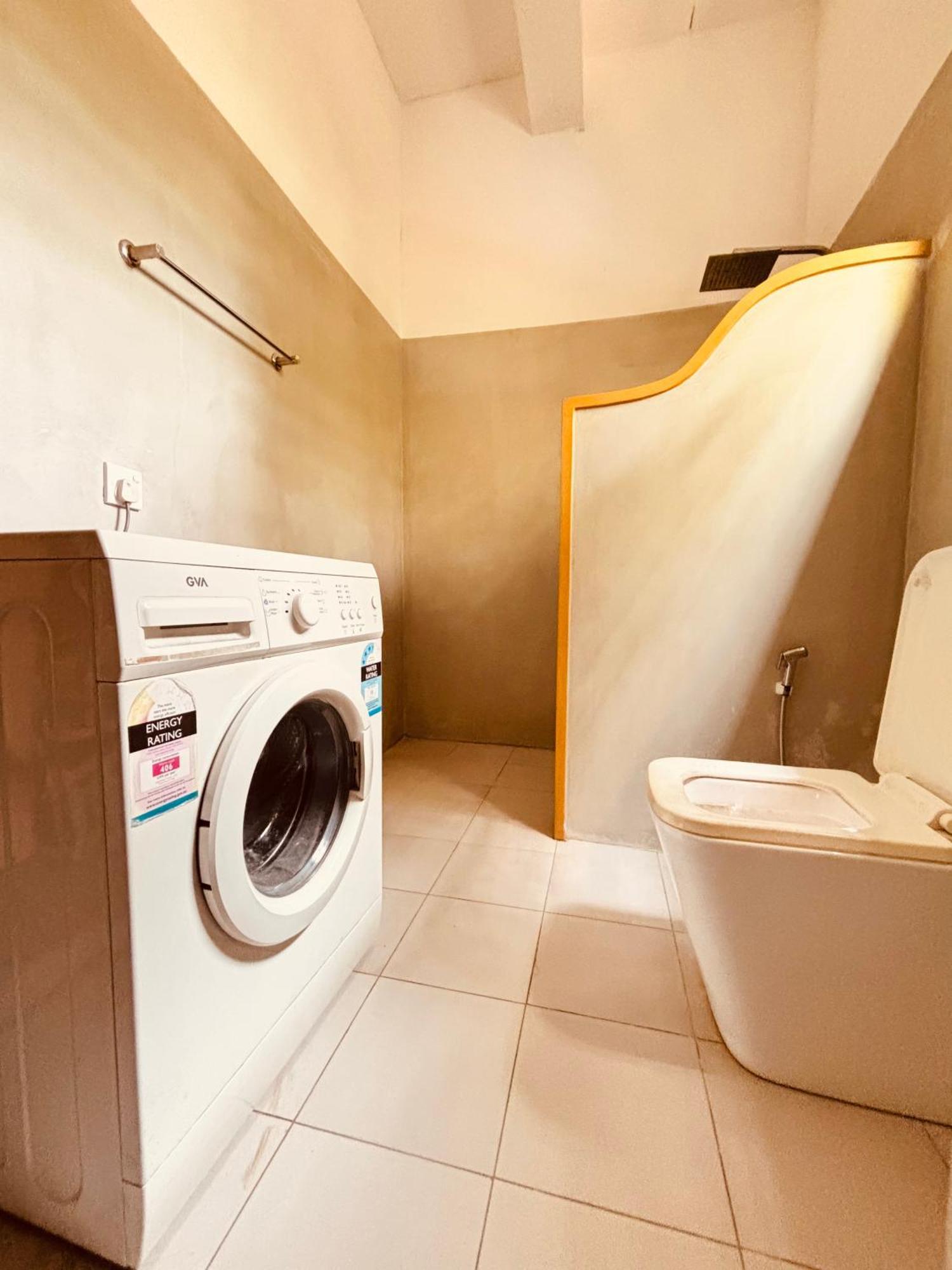 Hotel Indigo Unawatuna Bagian luar foto