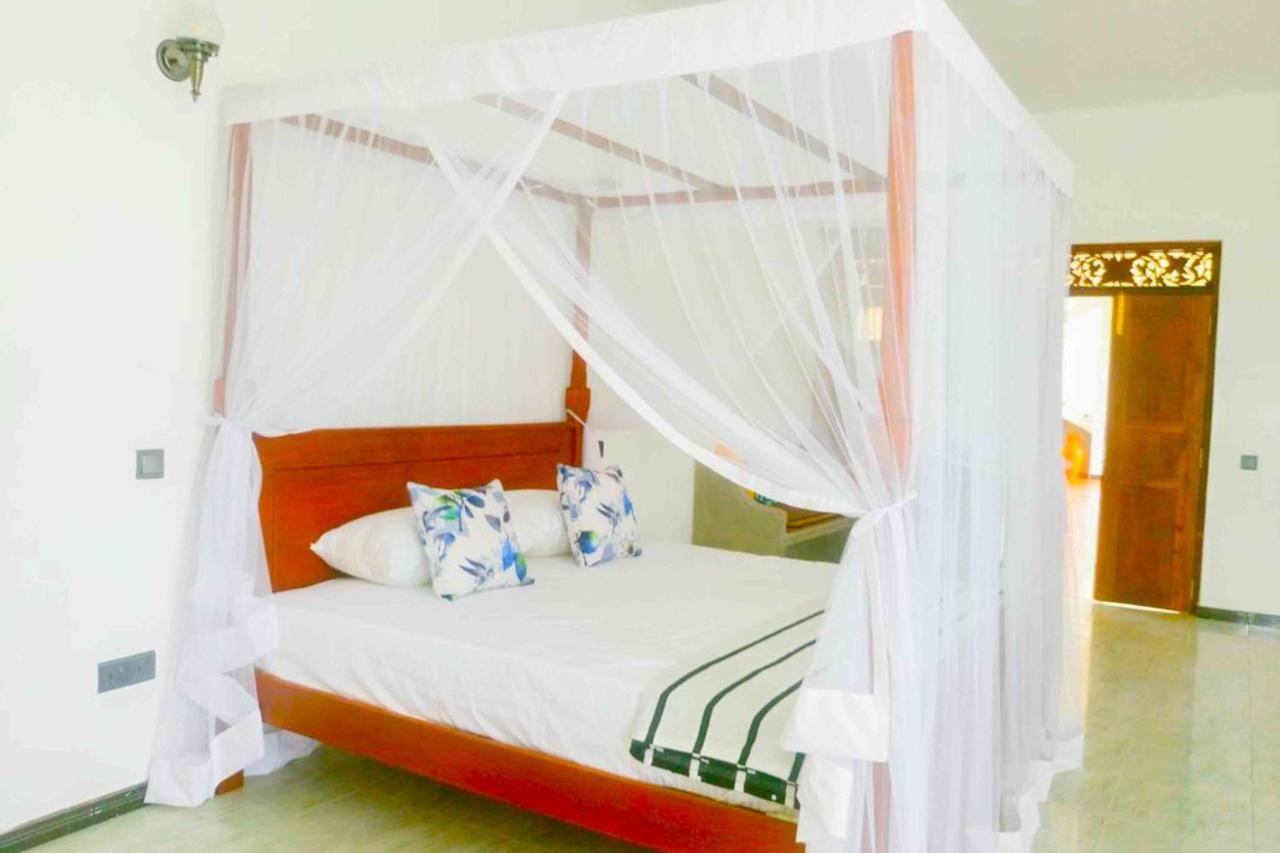 Hotel Indigo Unawatuna Bagian luar foto