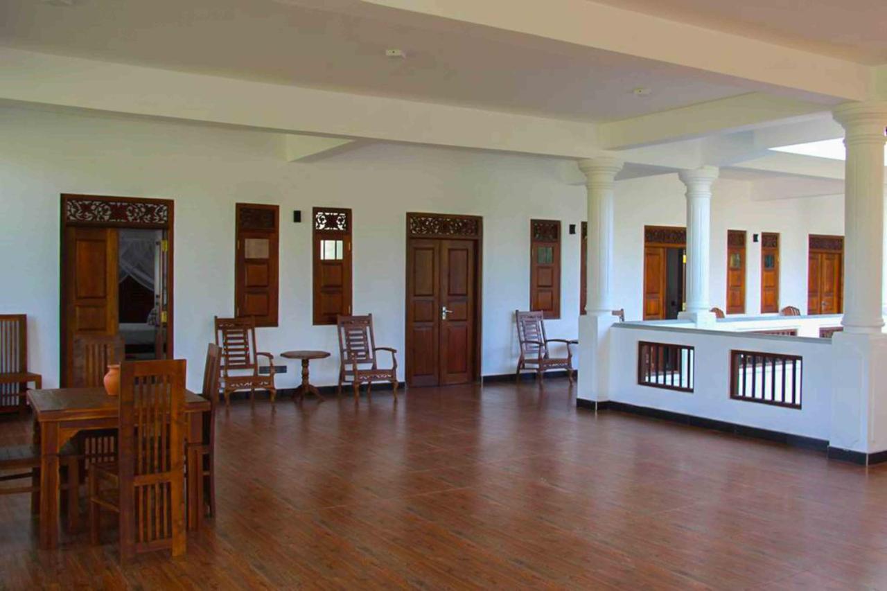 Hotel Indigo Unawatuna Bagian luar foto
